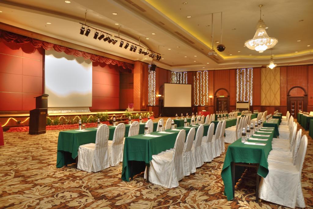 Summit Hotel Subang Usj Subang Jaya Buitenkant foto