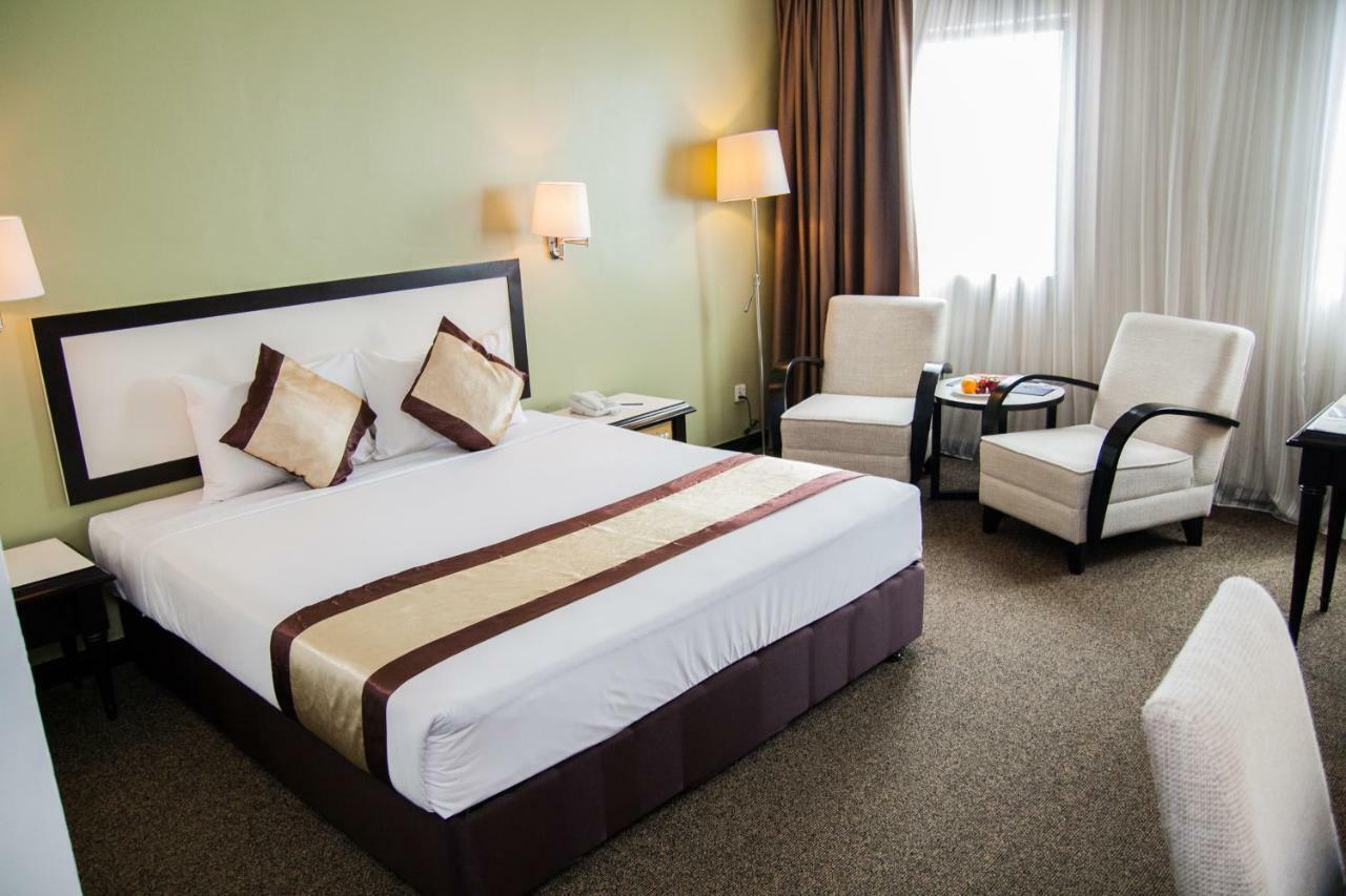 Summit Hotel Subang Usj Subang Jaya Buitenkant foto